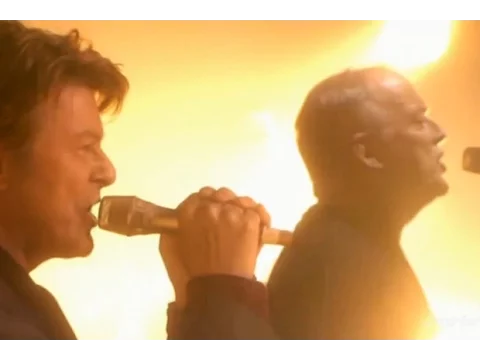 David Gilmour / David Bowie / Richard Wright - “Comfortably Numb”